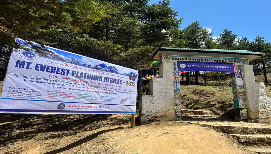 70th Everest Day 2 Platinum-Jubilee
