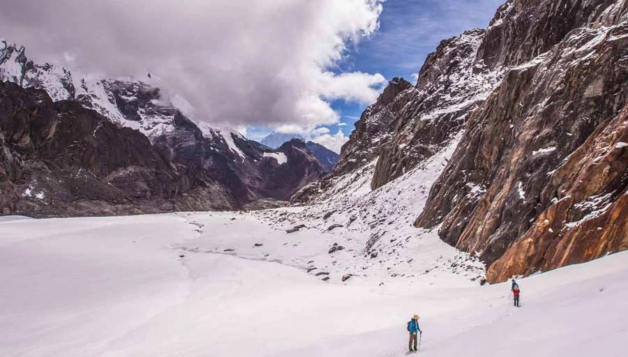 three-great-passes-of-everest-trekking-route