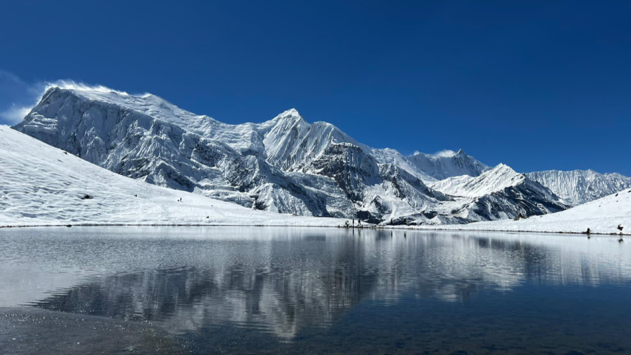 Annapurna Circuit Trekking with Life Himalaya