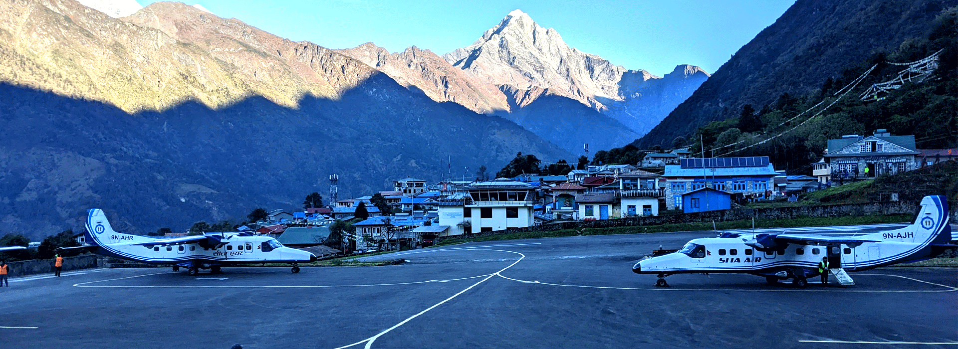 Everest region Trek, Lukla Flight