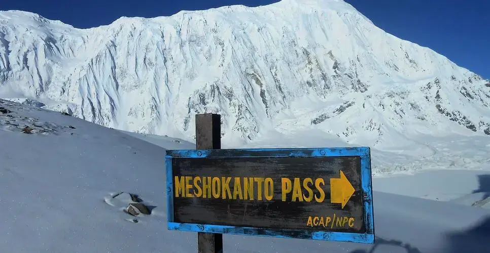 Tilicho Mesokanto La Pass Trekking 3 way to Meshokanto-Pass