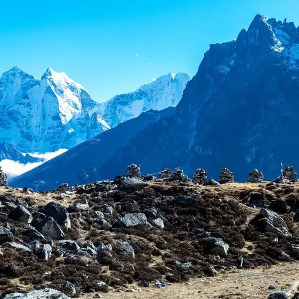 Snowy mountains of the himalayas on the everest base camp trek