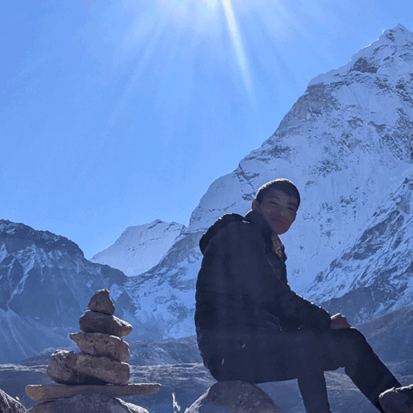 Tour Guide for Trekking in