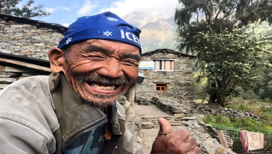 Very-happy-person-during-the-Manaslu-lodge-trek