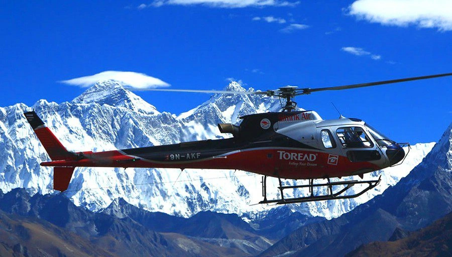 helicopter return on premium everest base camp trek