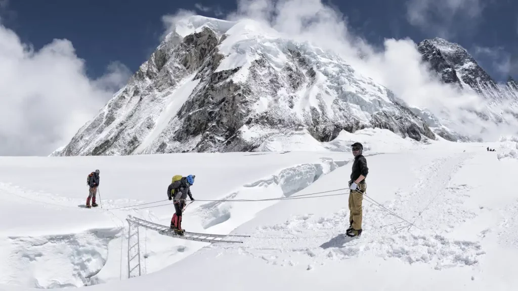 How Much Does It Cost To Climb Mount Everest? 1 How much does it cost to climb Mount Everest?