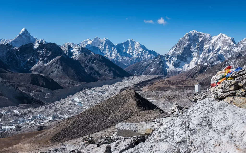 Kala Patthar – The Best Viewpoint Of Mount Everest 3 Kala Patthar