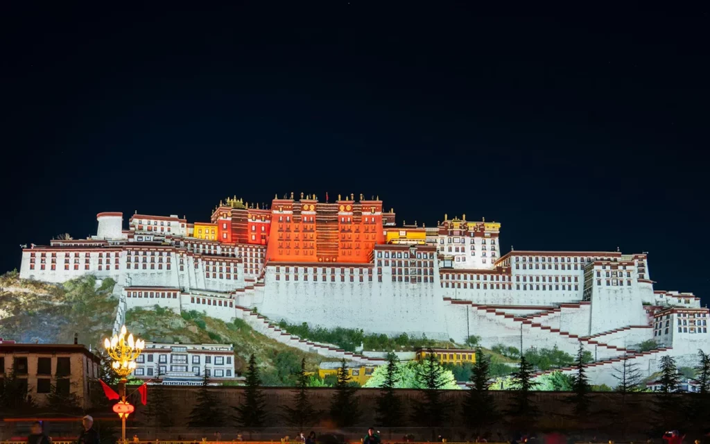 Potala Palace &Amp;Amp; Your Tibet Tour: The Expert Guide To Permits, Altitude, &Amp;Amp; Insider Tips 10 Potala Palace