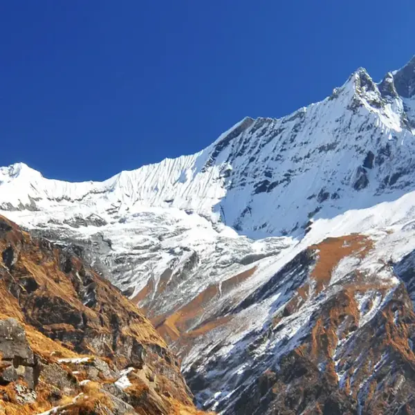 Annapurna-base-camp-trek-in-April-1