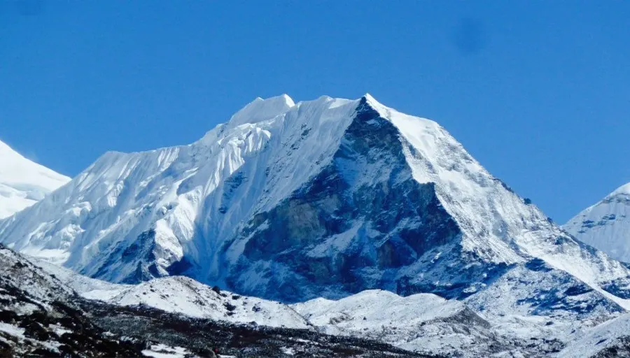 Island peak view from Dingboche