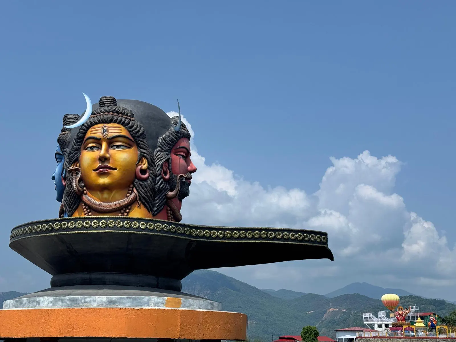 豪华安纳布尔纳峰赛道 Trek Pokhara