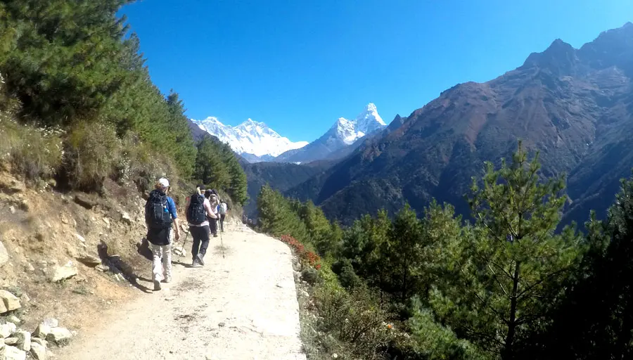 Namche-to-Tengboche-Everest