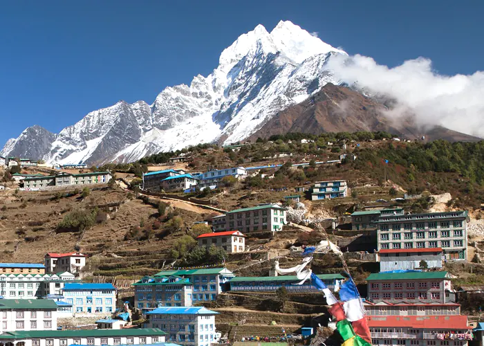 View-of-namche-bazar-and-mount-thamserku