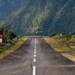 scary-lukla-airport