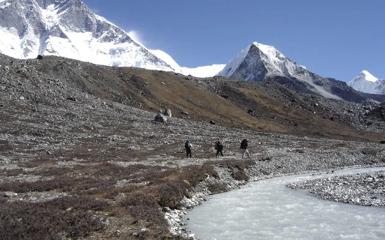 Easiest Mountain to Climb in Nepal: A Beginner’s Complete Guide 5 Island Peak