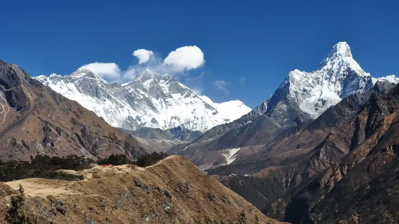 Luxury Everest Base Camp Trek Himalayan Landscape