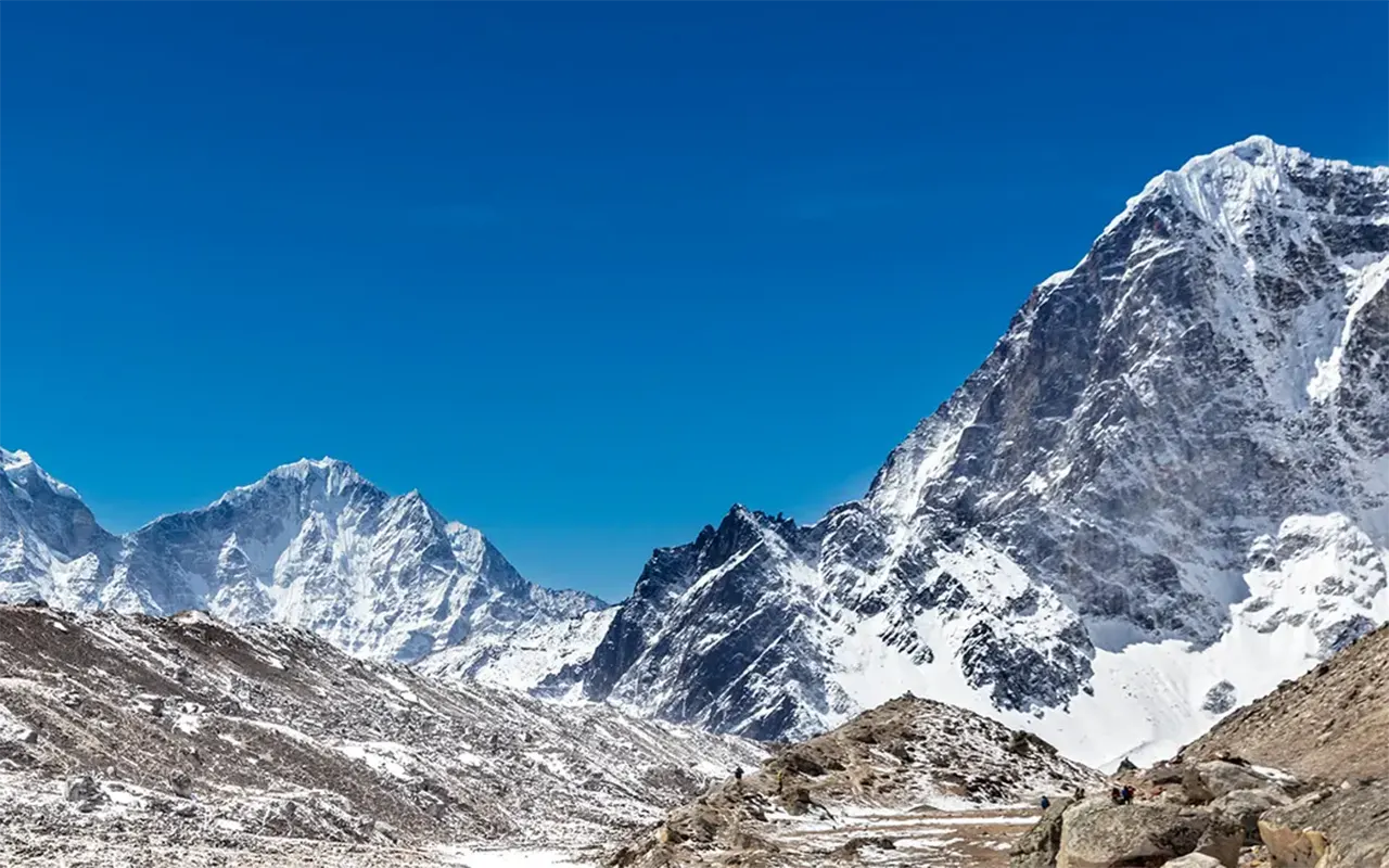 Luxury Everest Base Camp Trek Mountain View
