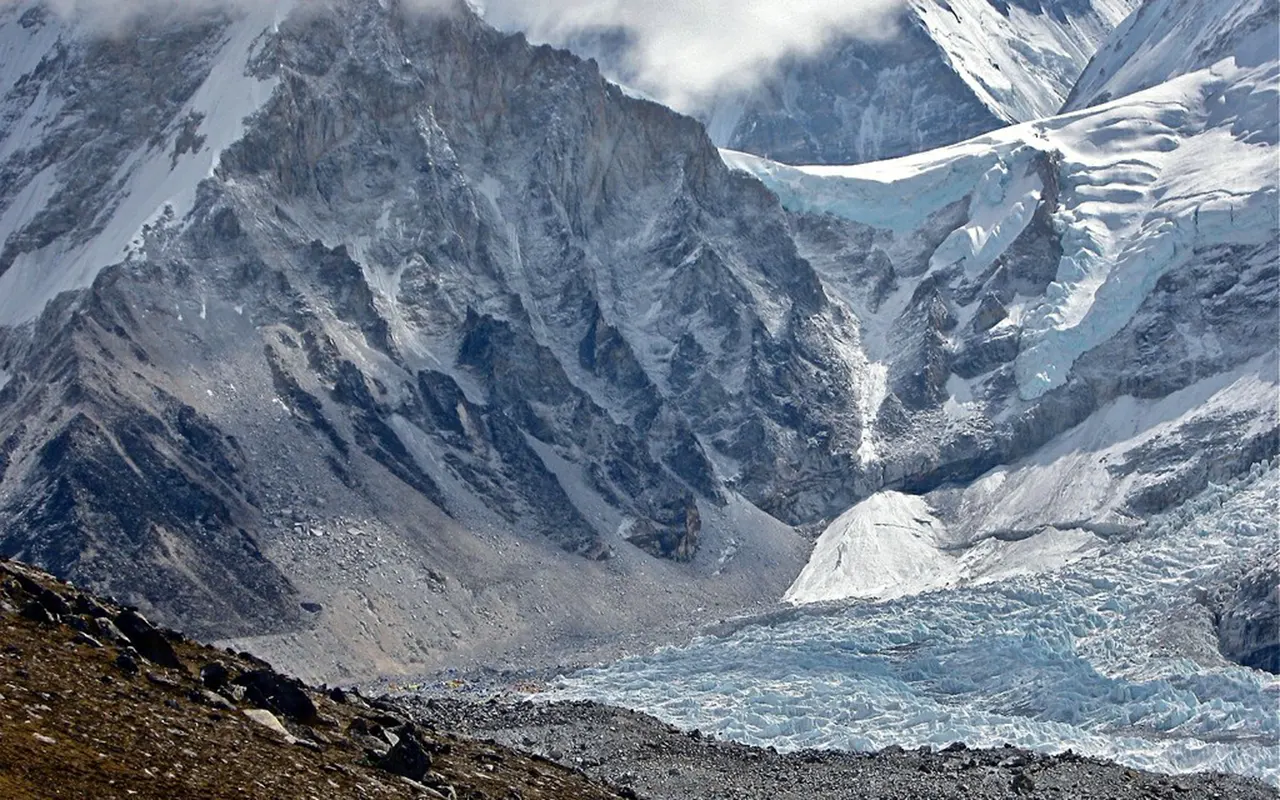 Luxury Everest Base Camp Trek View