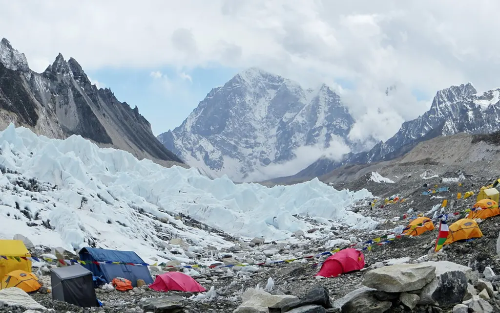 Everest Base Camp Trek Flora and Fauna Guide: Wildlife, Birds, Flowers, Sherpa Culture & Monasteries Along the Trail 4 Sherpa Culture Along Everest Trail