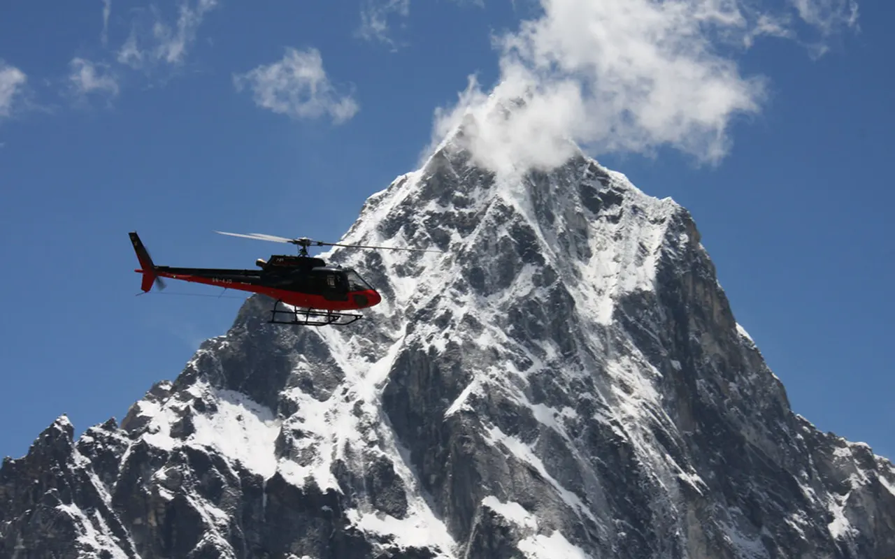 Helicopter Tour In Nepal