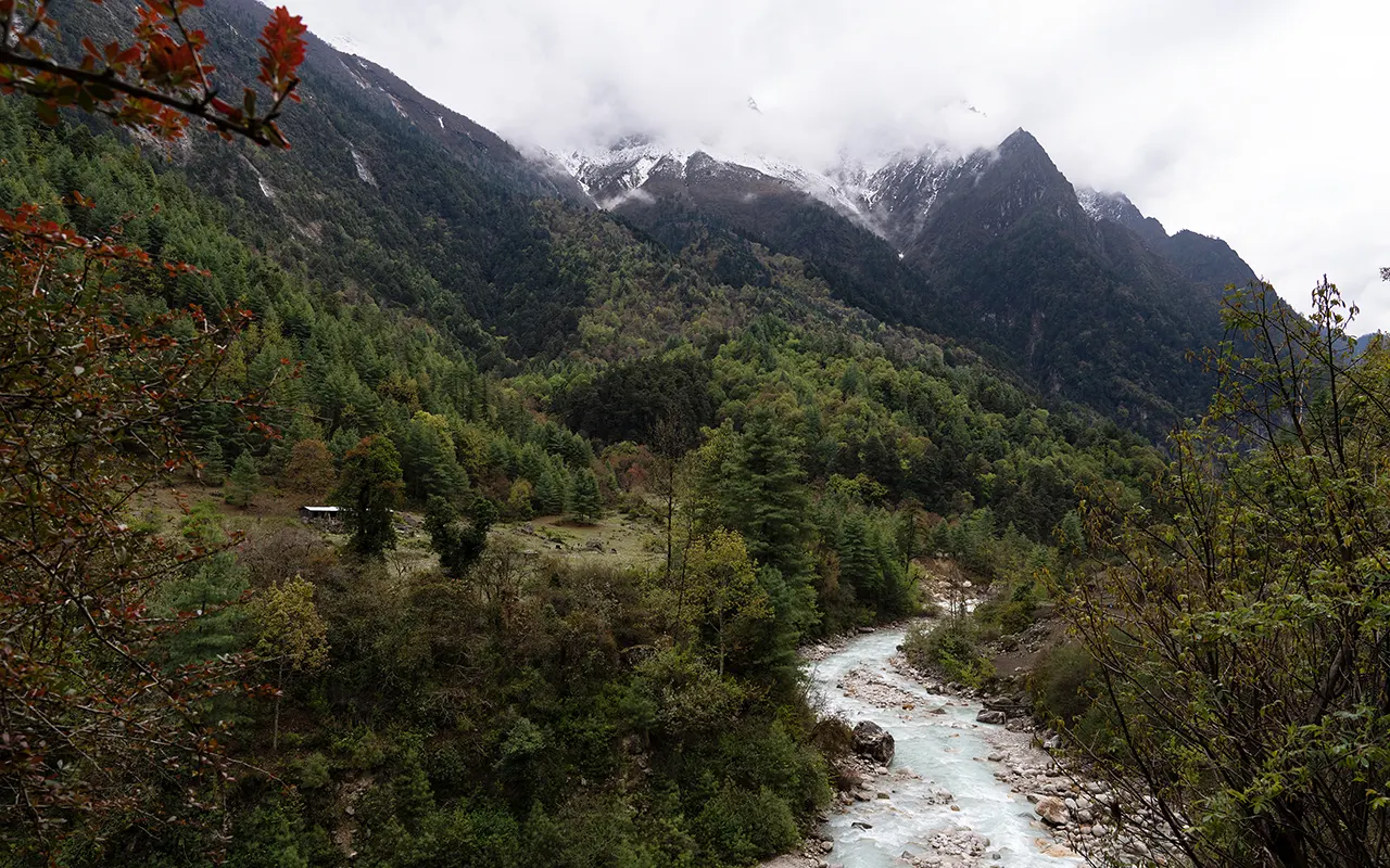 Manaslu Circuit Trek Views